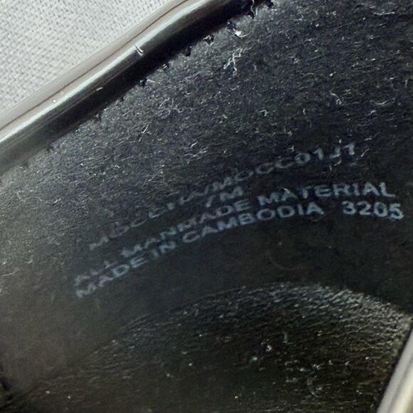 Madden Girl Moccha T-Strap Mary-Jane Patent Black Tailored Loafers Shoes Size 7 - Picture 7 of 7